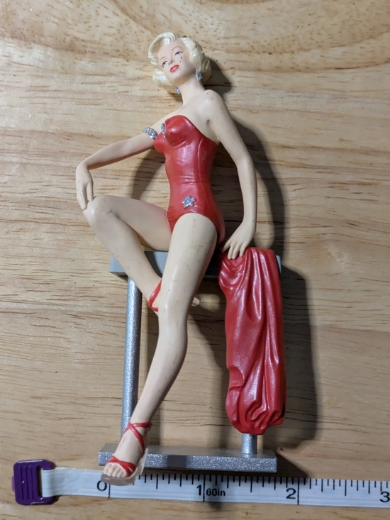 Marilyn Monroe Other - Vintage 1999 Hallmark Keepsake Marilyn Monroe Ornament – Collector’s Series #3